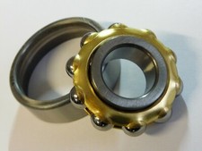 ** Cuscinetto a sfere a spalla