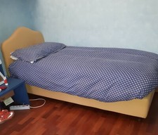 Letto singolo con materasso