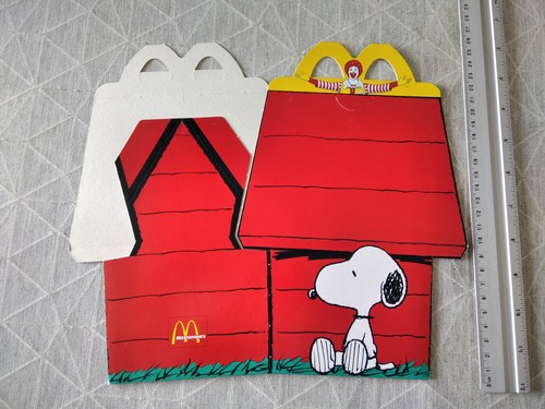 Premium toy happy meal mc - premium,