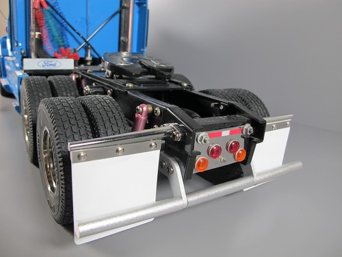 Aluminum rear bumper bar - aluminum,