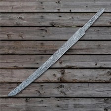 Coltello damascato fatto a