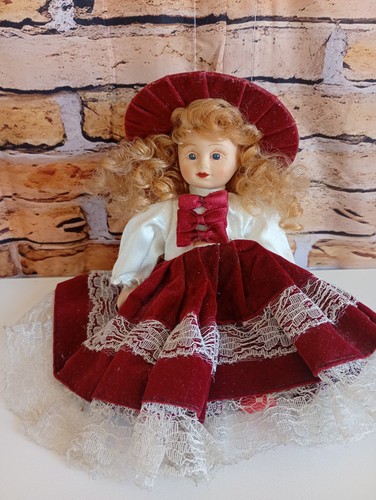 Bambola porcellana vintage - porcellana,