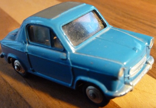 Vespa 400 dinky toys - 400, 24l