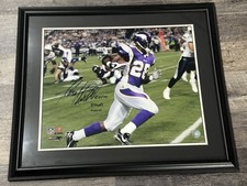 Adrian Peterson firmato