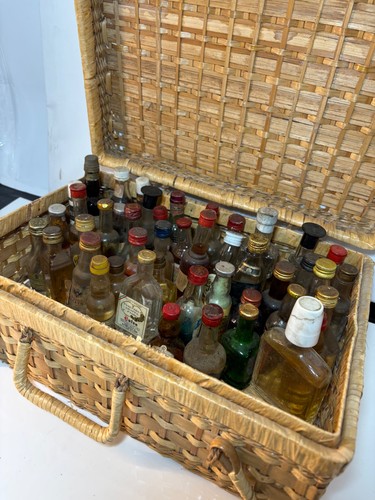 Stock bottigliette liquore - stock,