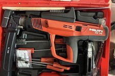 Spara chiodi Hilti DX 76