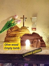 Wooden Empty tomb with Led