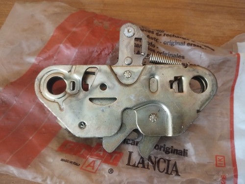 Serratura cofano motore per - cofano,