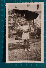 FOTO DONNA SABELLA NEL GIARDINO DELLA VILLA OLEANDRO ALASSIO 1930 C. ( F 39 )
