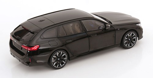 Minichamps bmw i5 - 1:18,