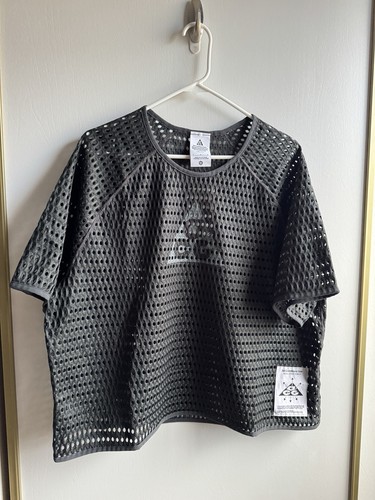 Taglia large top nike acg - large,