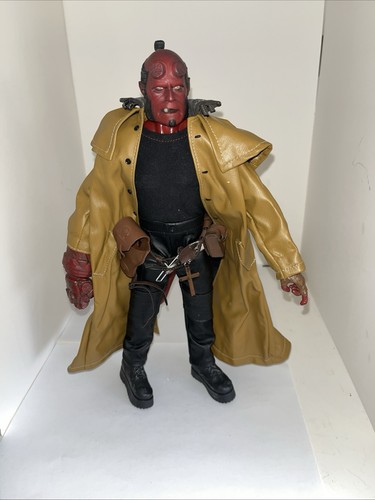 Hellboy versione film - hellboy,