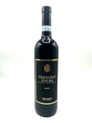 Vino rosso nebbiolo alba - rosso,