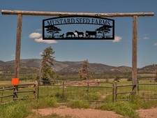 Large Entrance Gate Farm Sign