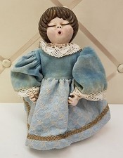 Bambola THUN in ceramica