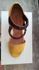 sandalo n.39 morbidissimo, tacco medio,giallo e marrone, marca RELANCE