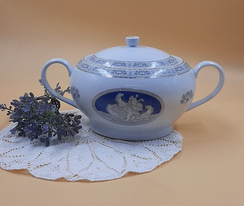 Zuppiera ceramica con - in,