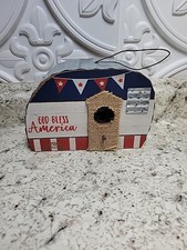 Bird House Camper Tema America