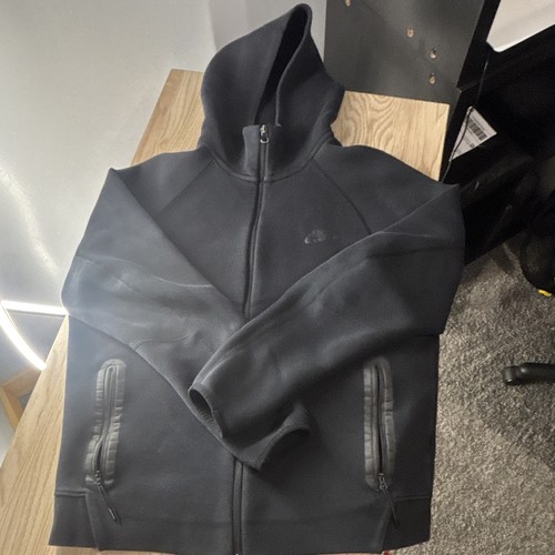 Nike tech fleece size large - tech,