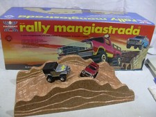 HARBERT SHAPER STOMPER '70 RALLY MANGIASTRADA DELUXE SET 2 AUTO E PERCORSO W/B
