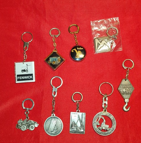 Lot porte clés poclain - lot,