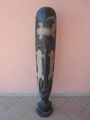 Antica maschera tribale - , in