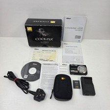 Nikon Coolpix S220 10MP