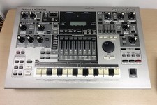 Roland MC-505 Groovebox 1998