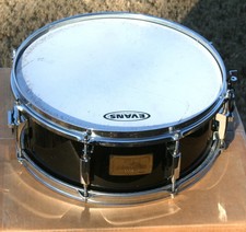 Rullante in acero con guscio