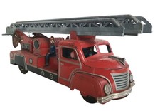 vecchio camion dei pompieri di