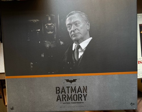 Hot toys batman - hot, armory