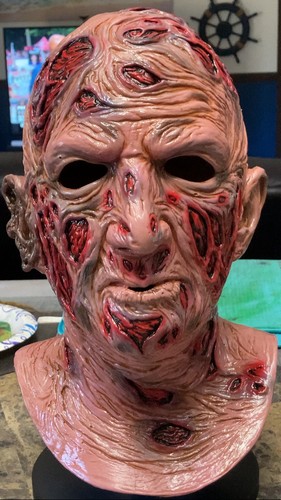 Freddy krueger tots revisione - freddy,