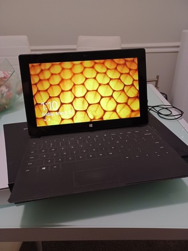 Microsoft surface 64 - 64, gb
