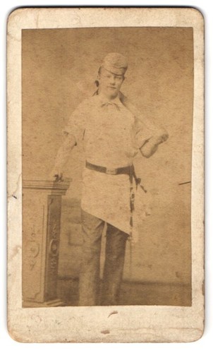 Fotografia giovane macellaio