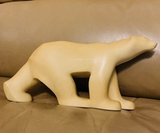 Statua statua orso polare in