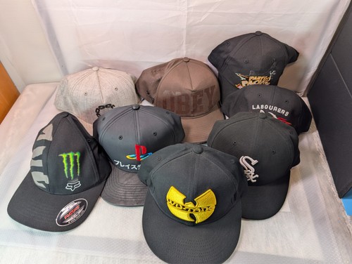 New stylish baseball caps.