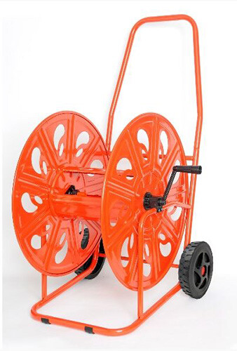 Carrello avvolgitubo con ruote