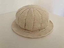 Cappellino bimba lavorazione