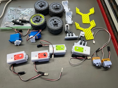 Lotto ricambi robot meccano - robot, /