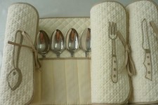 3  CUSTODIE X 36 POSATE IN NIDO D'APE TRAPUNTATO RICAMO BEGIE