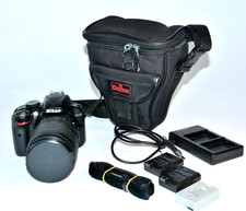 NIKON D3300 con Ob. AF-S DX