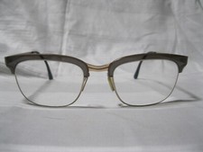 Occhiali antichi eleganti Tom