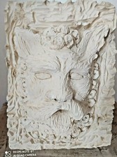 SCULTURA BOCCA DI FONTANA  DA  INCASSO  A MURO IN PIETRA NATURALE 