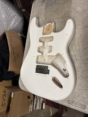Corpo chitarra fender - corpo,