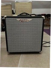 Amplificatore combo per basso