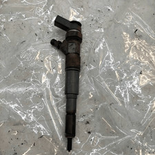 0445110131 Iniettore diesel  BMW Serie 3 (E46) Coup� 330Cd Cpè 2p/d/2992cc
