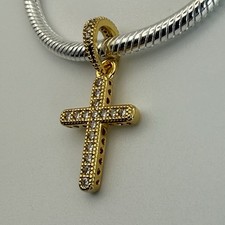 Pandora Ciondolo Croce Oro