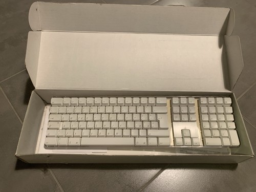 Apple wireless keyboard - apple,