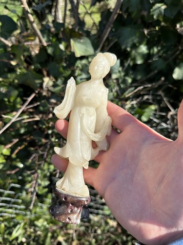 Giada statua donna - e,