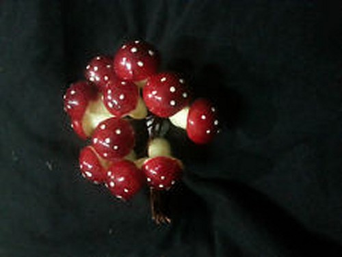 144 funghi artificiali